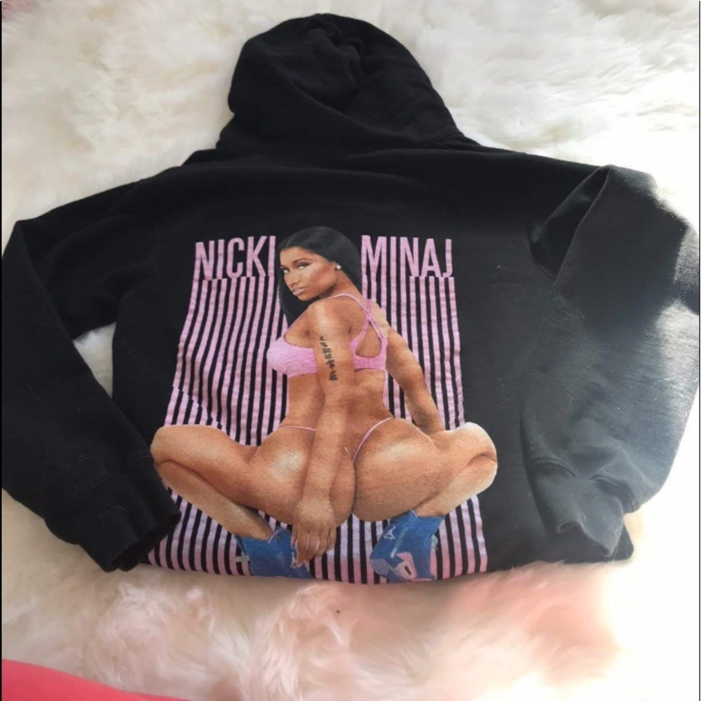 NOT FOR SALE ISO Nicki Minaj Pinkprint Tour hoodie